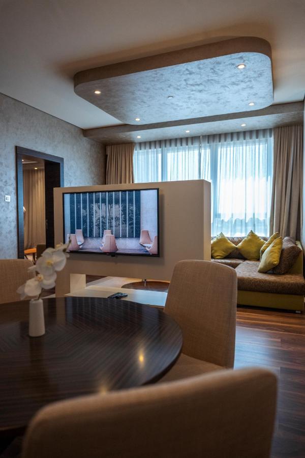 Remal Hotel Ар-Рувейс Екстер'єр фото